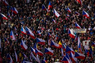 Protest w centrum Pragi. W demonstracji uczestniczyło około 100 tys. osób