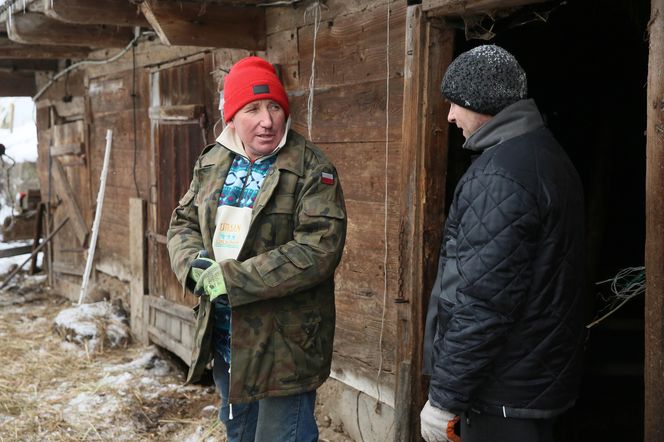 Andrzej i Gienek z Plutycz w pracy 