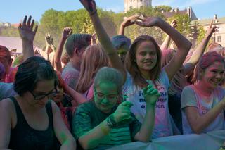 Lublin: Festiwal Kolorów 2018. Kolory Holi wystrzeliły w powietrze!