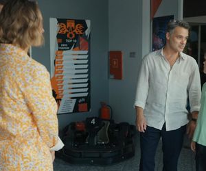 Barwy szczęścia. Damian (Michał Lesień), Beata (Anita Jancia-Prokopowicz), Karol (Jan Wieczorkowski), Grześ (Noah Culbreth)