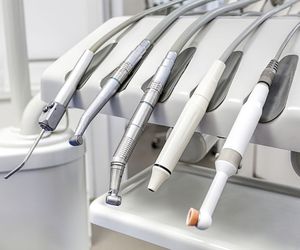 Leczenie zębów bez borowania: co zamiast wiertła?