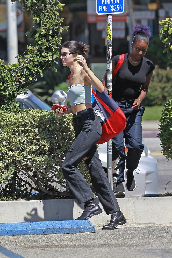 Kendall Jenner na ulicach West Hollywood