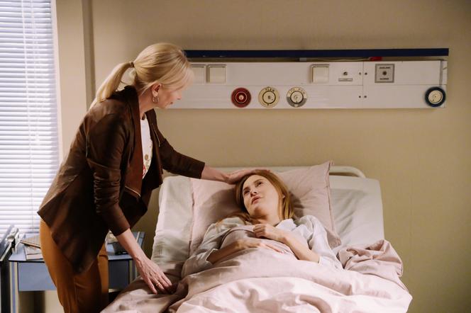 Na Wspólnej odc. 3387. Ewa (Ewa Gawryluk), Elżbieta (Paulina Chapko)