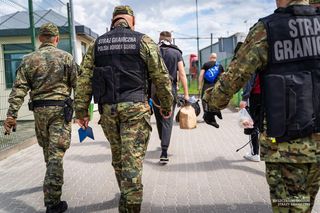 Kradzieże, rozboje, narkotyki. 15 Ukraińców deportowanych z Polski