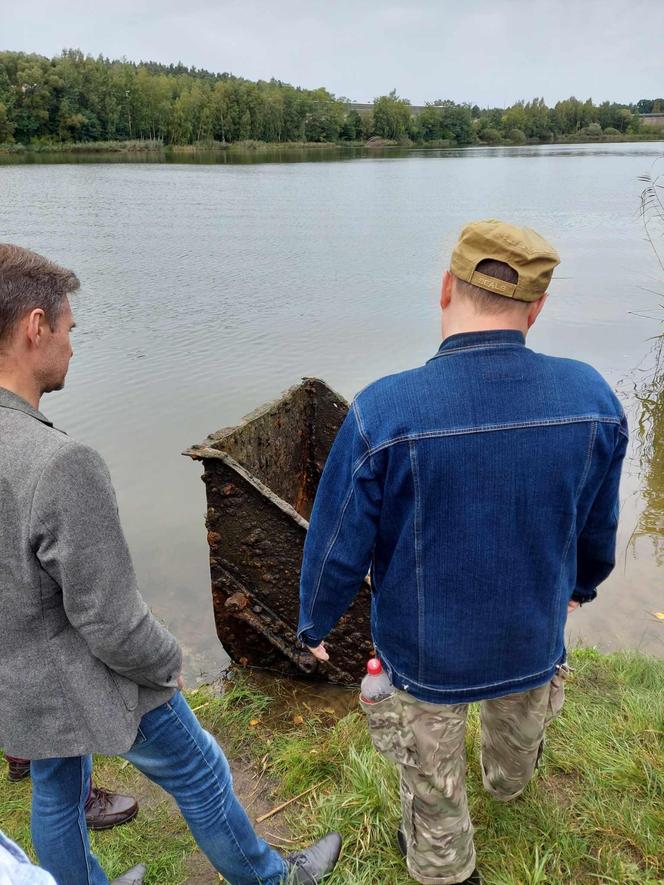 Poszukiwania wagoników zabytkowej kolejki w Starachowicach