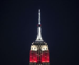 Empire State Bulding w Nowym Jorku rozświetlony na biało-czerwono! Robert Lewandowski na miejscu