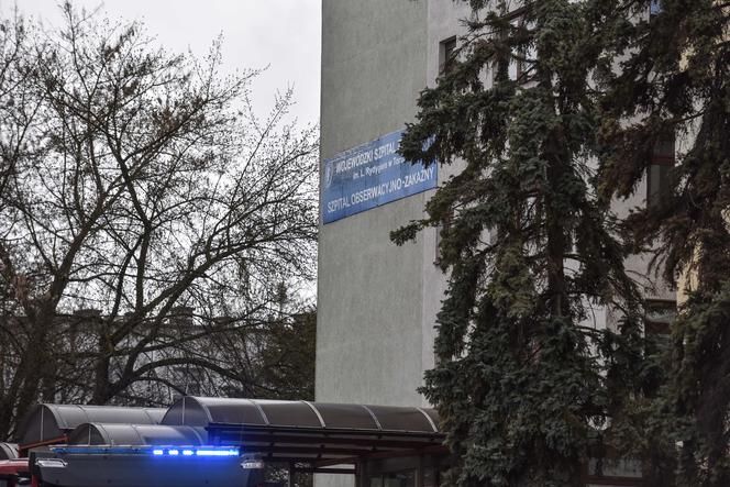 Szpital w Toruniu. Trwa walka z koronawirusem