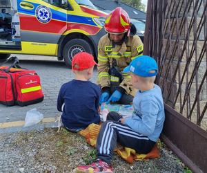 Świętokrzyskie: Tak strażacy zaopiekowali się dziećmi, uczestnikami wypadku w naszym regionie 