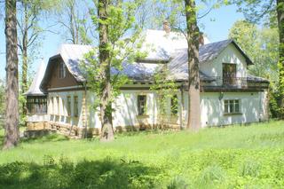 Zabytkowy pałac na Podkarpaciu na sprzedaż. Jaka cena? 