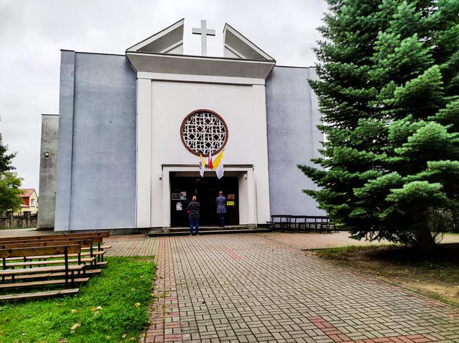  Ostatnie pożegnanie Pauliny. 25-latka została brutalnie zamordowana na oczach dzieci [RELACJA Z UROCZYSTOŚCI]