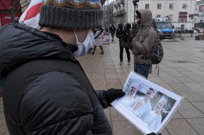 Warszawa. Akcja solidarnościowa z Nawalnym