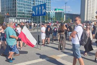 80. rocznica wybuchu Powstania Warszawskiego. 80. rocznica Powstania Warszawskiego. Godzina W w Warszawie. Tak mieszkańcy oddali hołd bohaterom