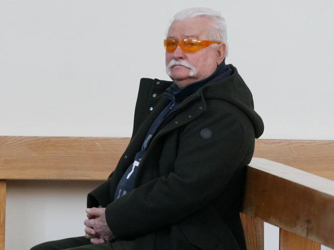 Lech Wałęsa na niedzielnej mszy