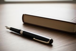 Wspominamy wybitne postacie 2025 roku. Kogo pożegnał świat polityki i nauki?