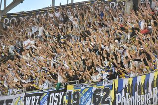 PRES Grupa Deweloperska Toruń - Betard Sparta Wrocław. Zdjęcia kibiców i zawodników z półfinału PGE Ekstraligi na Motoarenie