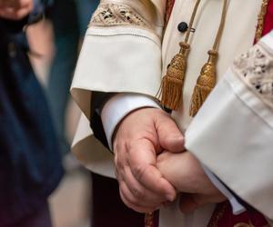 Na wypłaty dla księży i katechetów wydajemy miliony. Chętnych uczniów coraz mniej