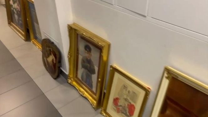 Obrazy Kossaka i Karpińskiego odzyskane przez mokotowskich policjantów