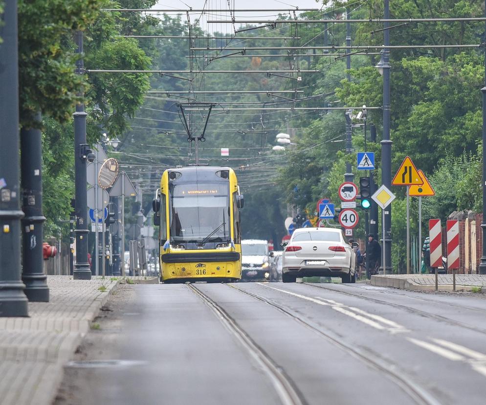 MZK uruchamia dodatkowe kursy autobusów i tramwajów w Toruniu