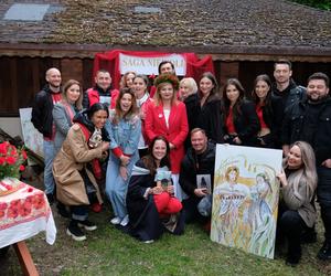 Aldona Wleklak promowała trzecią część Sagi niewoli w Wielkopolsce. Kto przyszedł jej pogratulować?