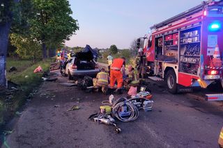 Dwóch mieszkańców Kalet zginęło w wypadku w Sączowie. Trzecia osoba walczy o życie