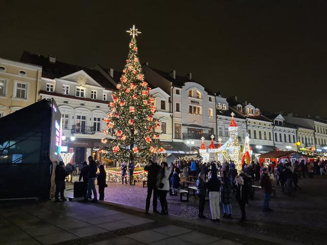 Świąteczne Miasteczko w Rzeszowie [ZDJĘCIA]