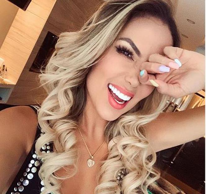 Rayane Laura Souza. Najseksowniejsza lekarka świata 