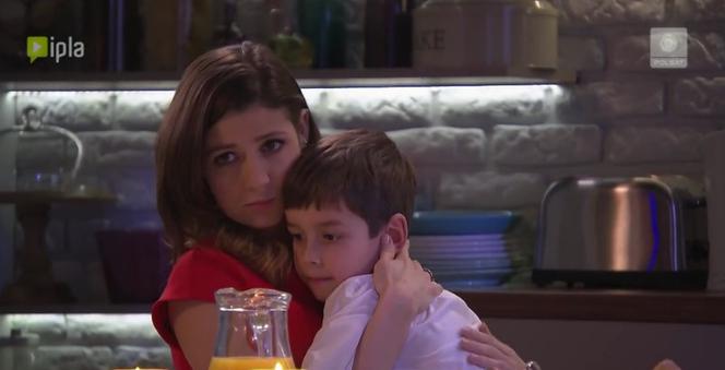 Pierwsza miłość odc. 2282. Kinga (Aleksandra Zienkiewicz), Maciek (Joachim Olko)