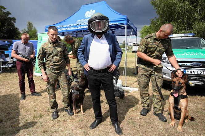 Psy Wojny. Ryszard Terlecki uwielbia militaria