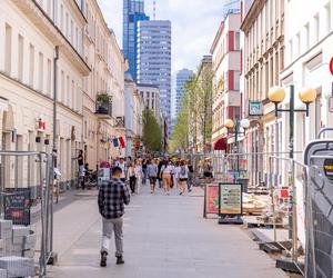 Przebudowa ul. Chmielnej w Warszawie latem 2024 r.