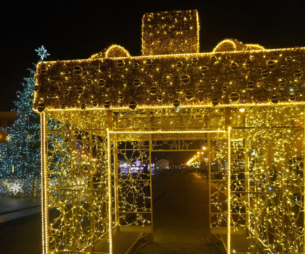 Świąteczne iluminacje rozbłysły w Białymstoku. Stolica Podlasia gotowa na święta