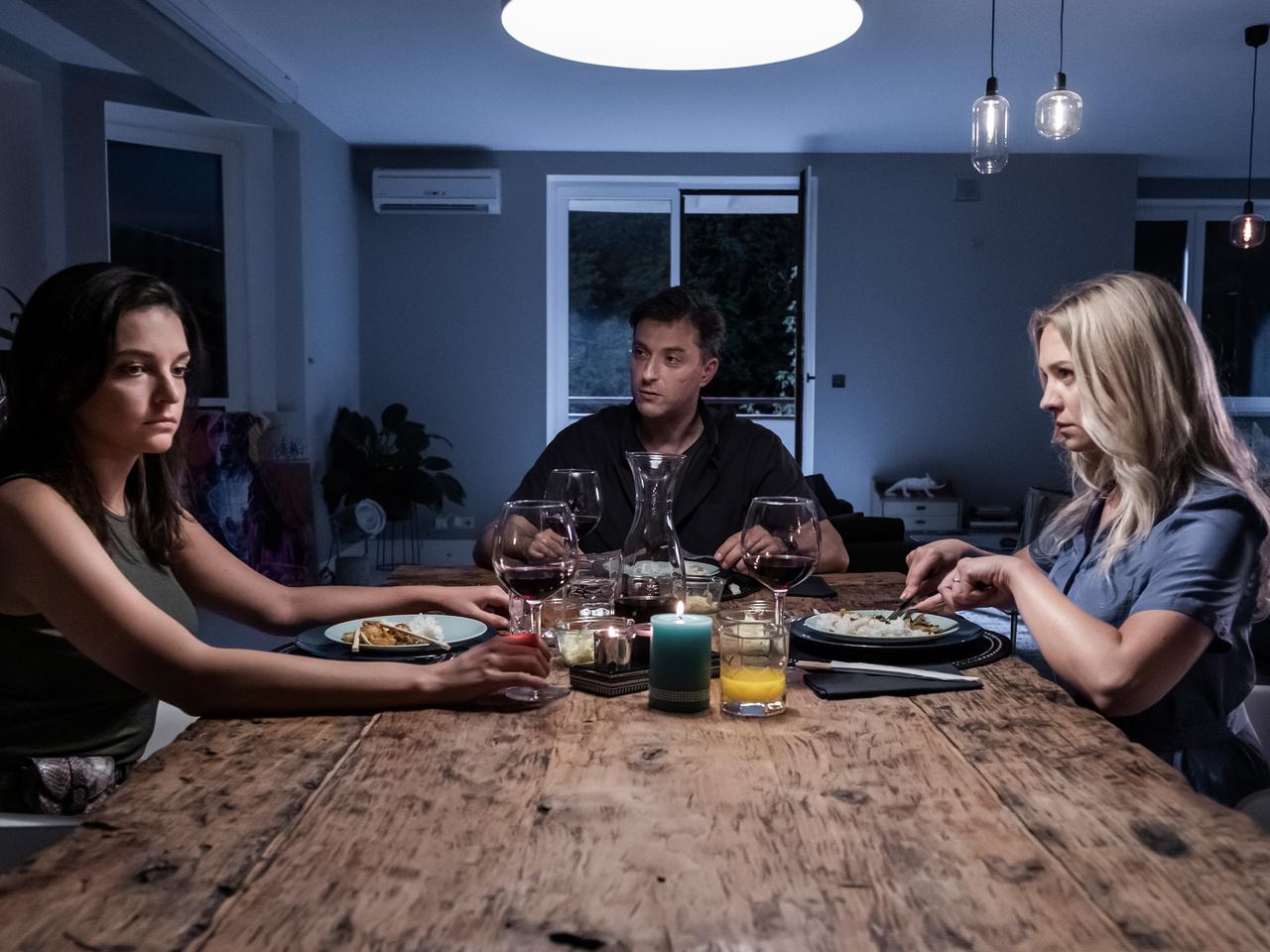 W rytmie serca 5 sezon odcinek 55 - opis, streszczenie: Maria i Piotr ujawniają swój romans