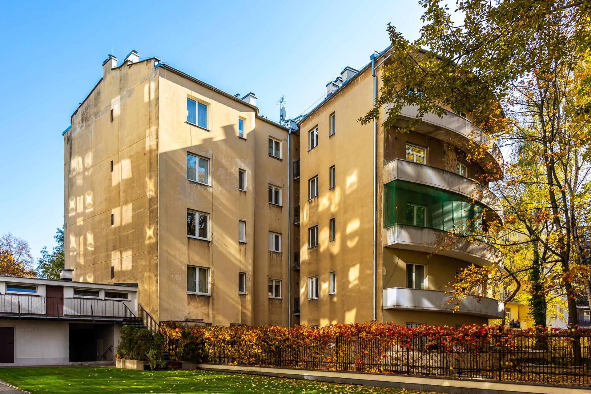 Kamienica na ul. Konopnickiej 5 w Warszawie