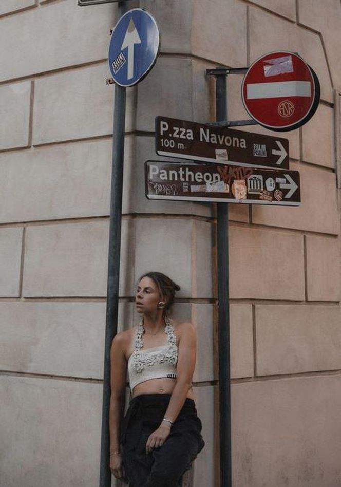 Polska tenisistka zadaje szyku w ubraniach znanej marki! Gdy sport łączy się z elegancją! WOW