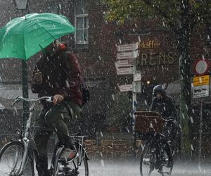 Początek tygodnia pełen opadów, a w dodatku wydarzy się to! Alarm drugiego stopnia