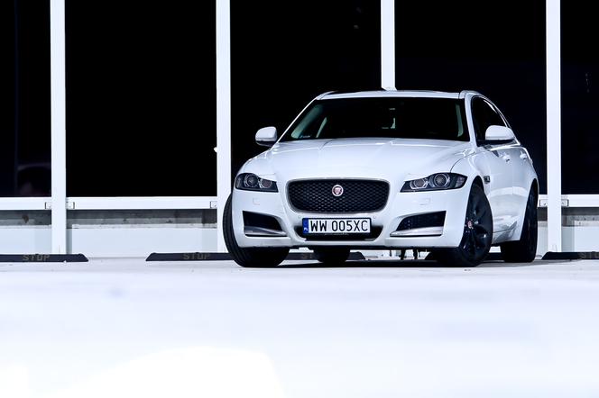 TEST Jaguar XF 2.0 GTDi Prestige: dżentelmen na salonach