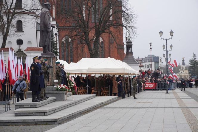 Tak białostoczanie uczcili Narodowe Święto Niepodległości 2024 w Białymstoku [ZDJĘCIA]