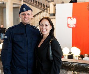 Nowi policjanci zasilili szeregi śląskiej policji! Wśród nich osiem policjantek