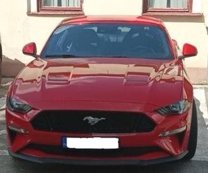 Pijany pędził przez wieś, sąd zabrał mu luksusową brykę. Mustang zasili drogówkę