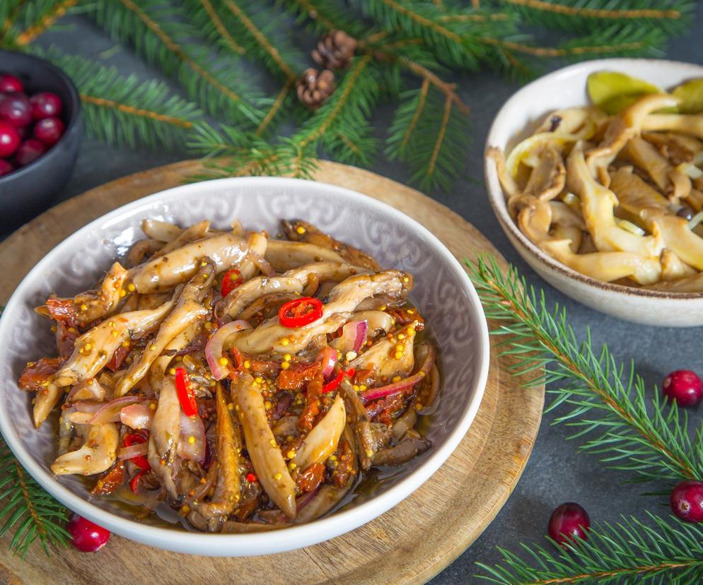 Wegańskie śledzie z boczniaków