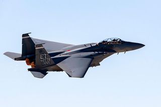 Samoloty  F-15, F/A 18