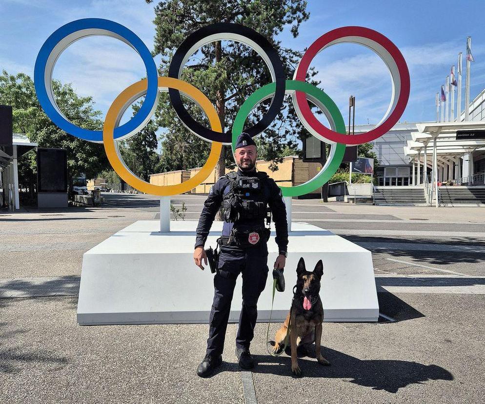 Bydgoski policjant i jego pies wylądowali w Paryżu! Czuwają nad bezpieczeństwem podczas Igrzysk Olimpijskich