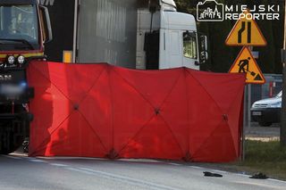 Koszmar w Nasielsku. Wpadł pod ciężarówkę. Pieszy nie miał żadnych szans