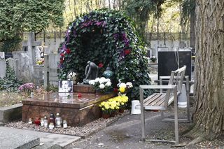 Przy grobie Kory czuwają najbliżsi