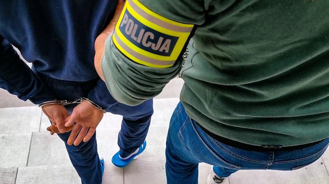 Osiedle Piaski. Włamywacze ukradli sprzęt medyczny za 200 tys. zł [ZDJĘCIA]