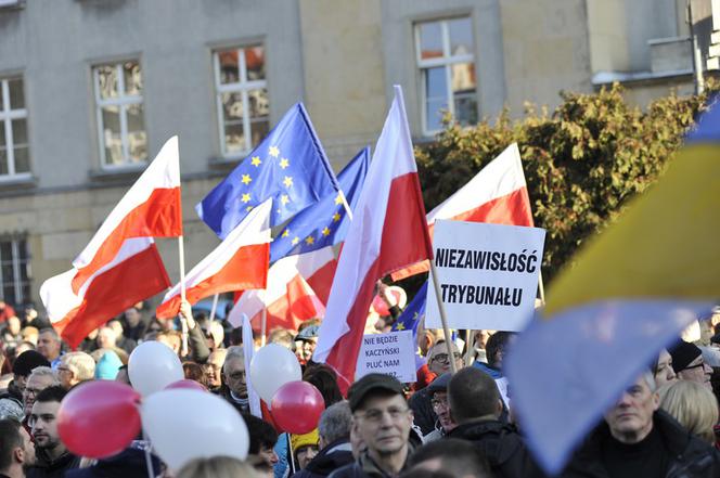 Manifestacja KOD - Katowice