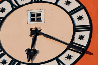 Zegar na ratuszu w Lesznie zostanie wyłączony! Jak będzie wyglądał po remoncie? 