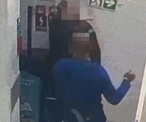 16-latek skatował ochroniarza za butelkę alkoholu! Szokujące nagranie