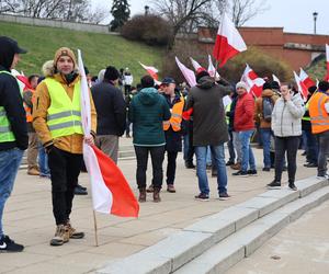 Protest rolników 20 marca w Lublinie. Przeszli ulicami miasta pod LUW