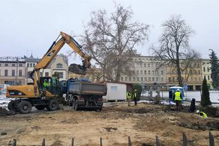 Budowa czwartego kręgu Opery Nova