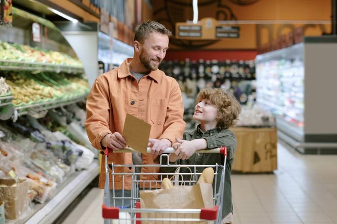 Supermarket, tata i syn